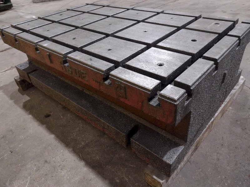 51&quot; X 31&quot; X 14 1/2&quot; T-SLOTTED LAYOUT RISER TABLE / FLOOR PLATE: STOCK #19755