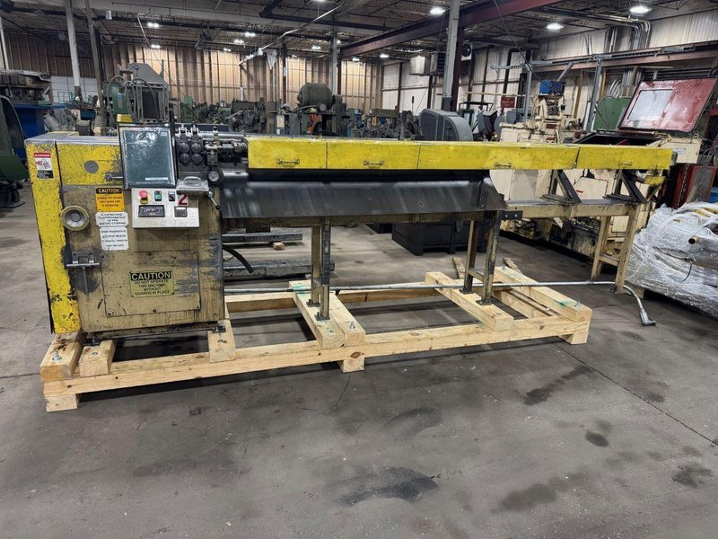 WIRE STRAIGHTENING &amp; CUTTING MACHINE