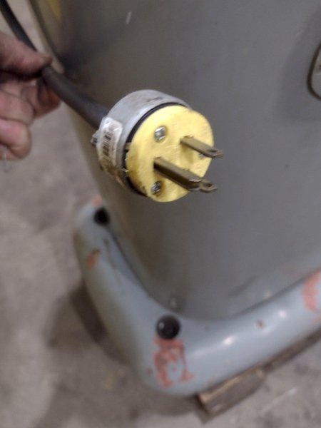 PINES CHAMFER END FORMER MACHINE: STOCK #20035