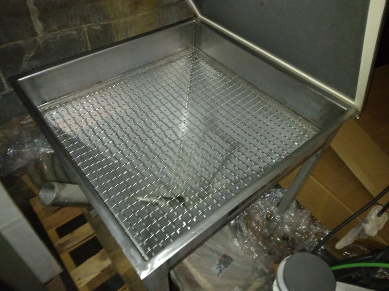 Per-Fil MF Semi-Automatic Auger Filler with Hopper and Flexible Screw Conveyor, 2011