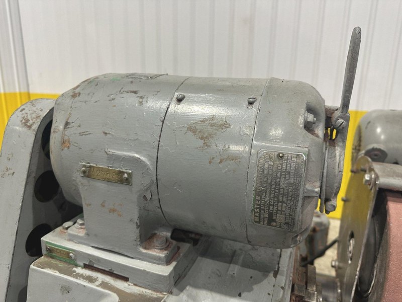 14&quot; x 72&quot; CINCINNATI ROLL CYLINDRICAL GRINDER: STOCK #22532