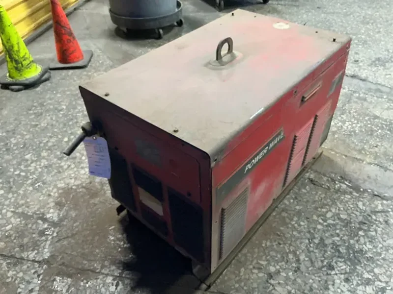 Lincoln Electric  450 A Welder  - Power Wave 455m