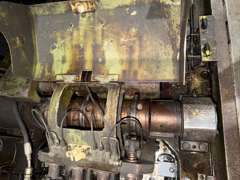 Nedschroef Model HBV-3 4 Die Progressive Header