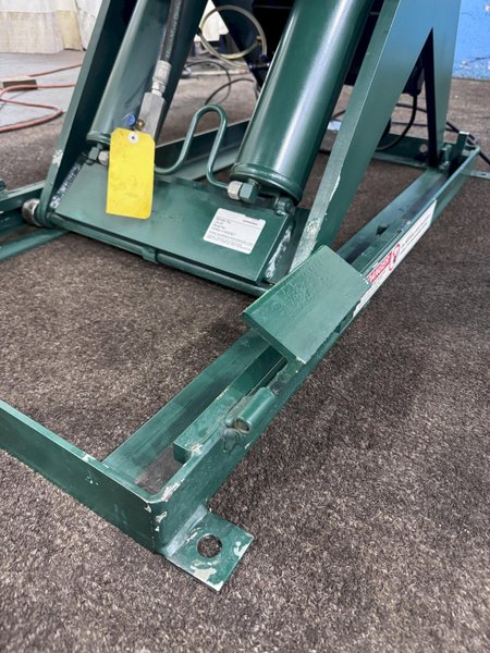 3500 LB SOUTHWORTH  MODEL #LS4-36 HYDRAULIC LIFT TABLE: STOCK #78037