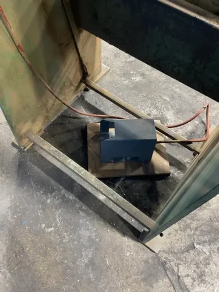 CHICAGO 11 TONS PRESS BRAKE   -  131