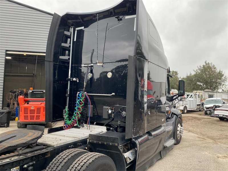 2019 Peterbilt 579 1XPBD49X7KD610640