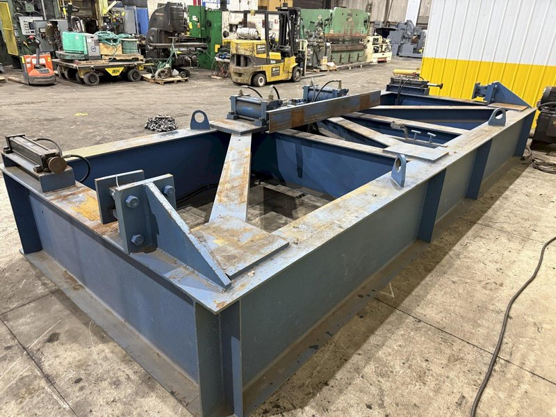 250 TON X 21' CAMBCO HYDRAULIC BEAM CAMBERING / BENDING MACHINE: YOBRO #24412