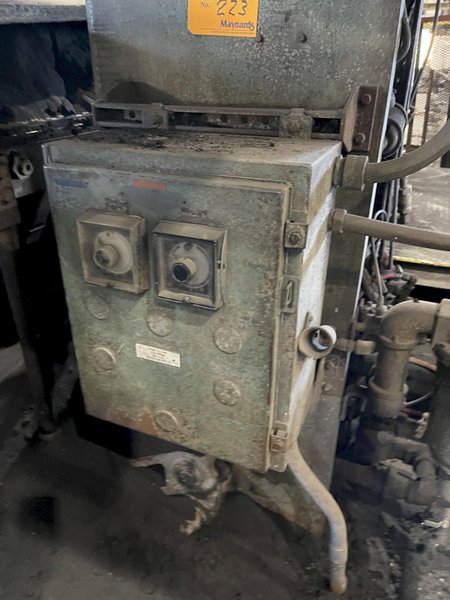 Osborn 722 RJW Whisperam Ram-Jolt Molding Machine, S/N 19513B