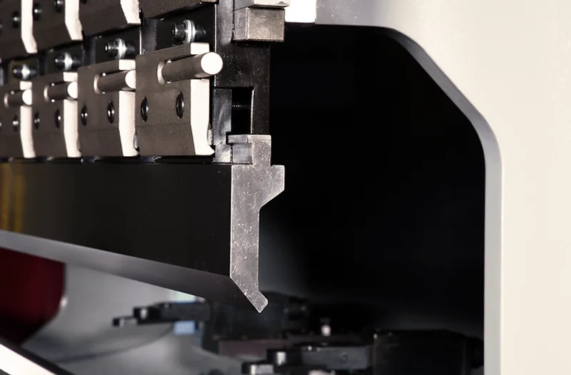 NEW 70 TON X 6' GMC MODEL HPB-7006 HYDRAULIC PRESS BRAKE