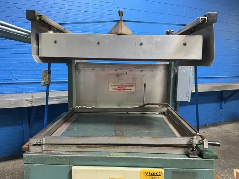 VISUAL THERMOFORMING 30" X 36" VISUAL PACKAGING MACHINE  -  CTIF 3036