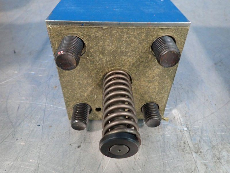 REXROTH LOGIC VALVE   -  R900582435