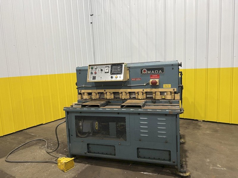 4&#039; (48&quot;) X 10 GA AMADA MODEL #S-1232 HYDRAULIC SHEAR: STOCK #18197