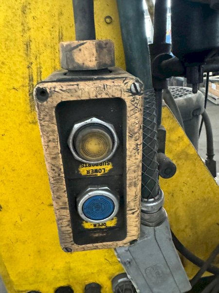 120" CINCINNATI SHEET STACKER CONVEYOR. STOCK # 0895524