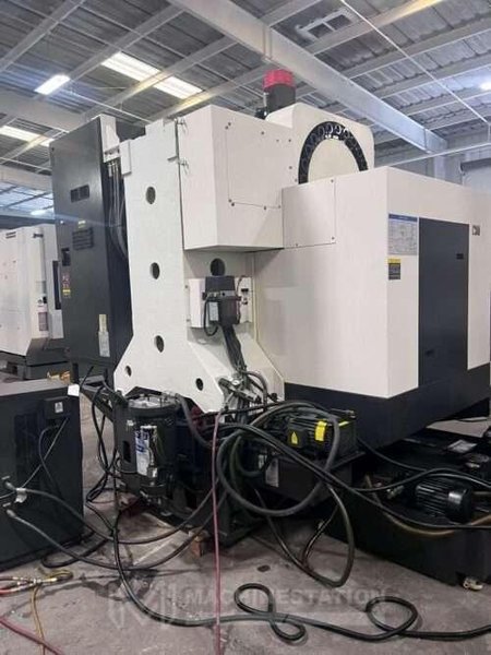Hyundai Wia F400 CNC Vertical Machining Center – Mill