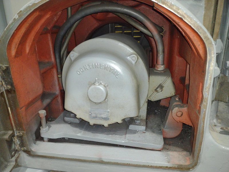 15 HP KEARNEY &amp; TRECKER MODEL #4CH VERTICAL MILL: STOCK #22776