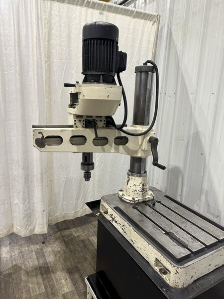3&#039; X 4-1/2&quot; RADIAL ARM DRILL: STOCK #78973