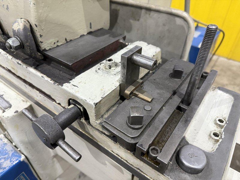 10&quot; X 24&quot; CINCINNATI MODEL 10X24 UNIVERSAL CYLINDRICAL GRINDER: YOBRO #24256