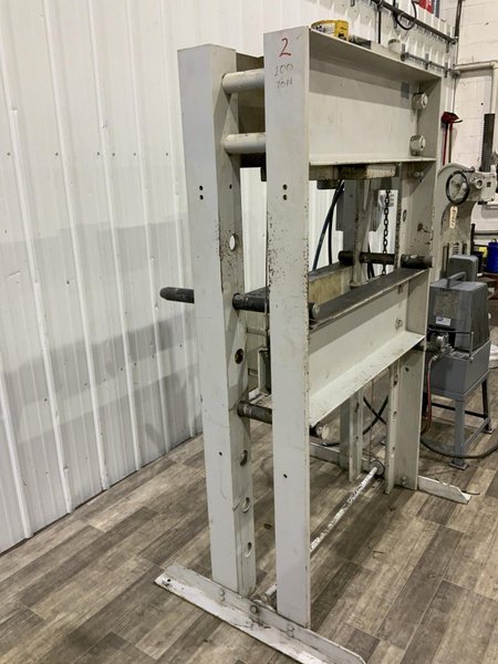 50 TON ENERPAC HYDRAULIC H FRAME PRESS: STOCK #80886