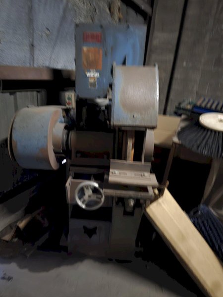 Fox  model G60S2 30" right hand snag grinder s/n 12794921 with safety guard