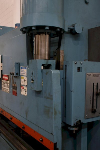 100 TON X 10' TON NIAGARA HYDRAULIC PRESS BRAKE: STOCK #76309