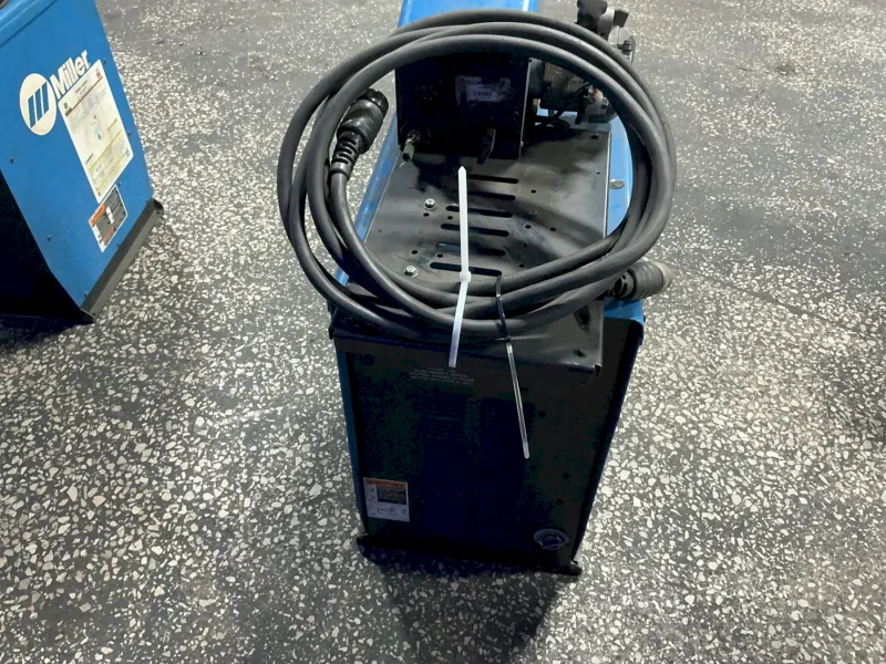 Miller  450 A  Welder  - Axcess 450