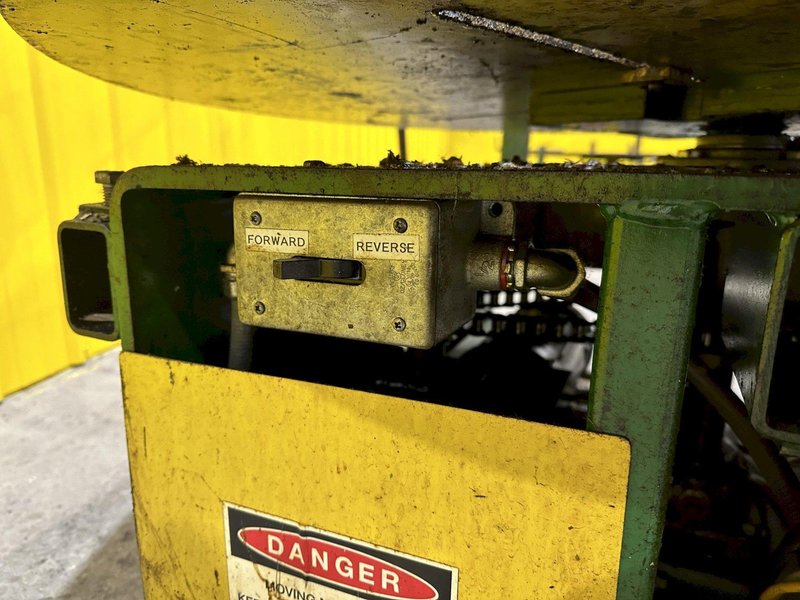 5,500 LBS X 48&quot; AWC (ACCRA-WIRE CONTROLS) MODEL #F-200 HORIZONTAL PALLET TYPE POWERED DE-COILER REEL: STOCK #20266