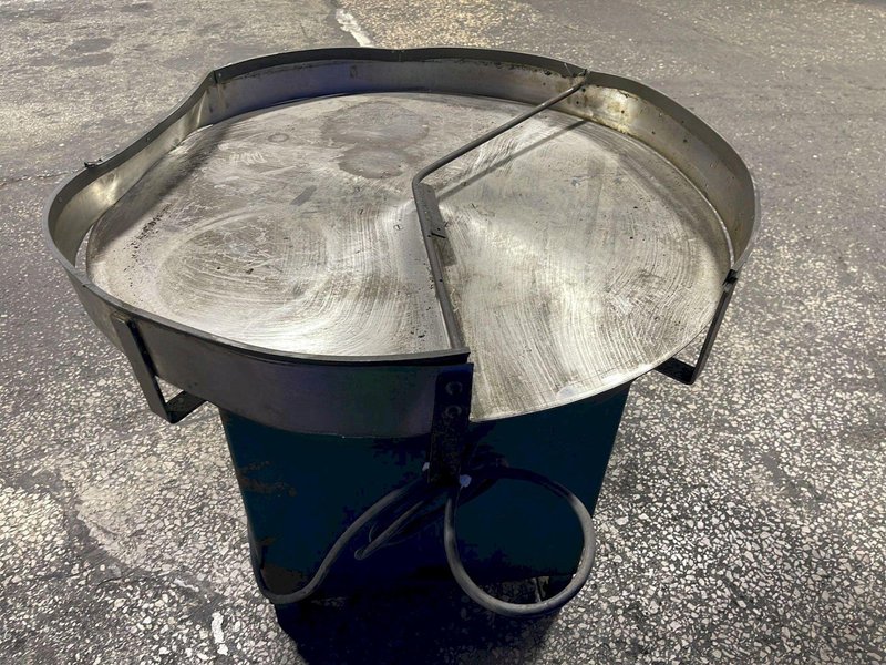 BILT-RITE CONVEYERS 41” DIAMETER ROTARY ACCUMULATION TABLE  -  RT-820