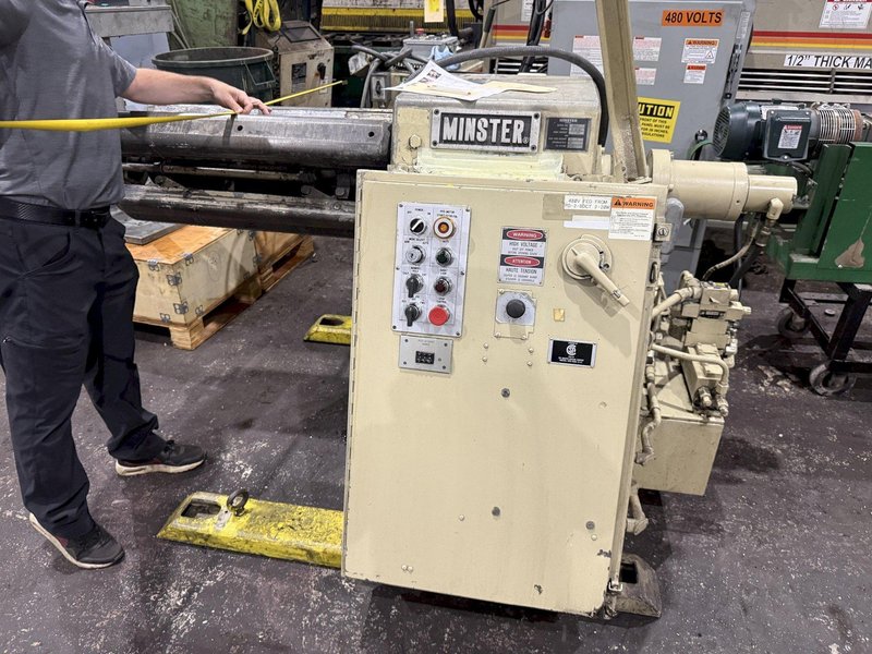 4,000 LBS MINSTER MODEL #426-SC-SP POWERED COIL REEL UNCOILER : YOBRO #25766
