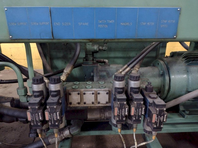 BURR OAK MODEL #VBHB RETURN TUBE BENDER &amp; MODEL #MTCO STRAIGHTENER FEEDER: STOCK #15868