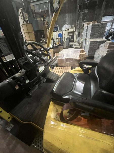 Hyster H120FT 12,000 lb Pneumatic Diesel Forklift, 2020 – 3-Stage Mast