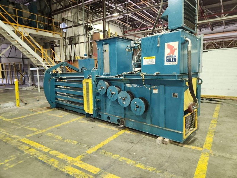30" X 29" AMERICAN Model #3029730P HORIZONTAL AUTO TIE BALER : YOBRO 26346