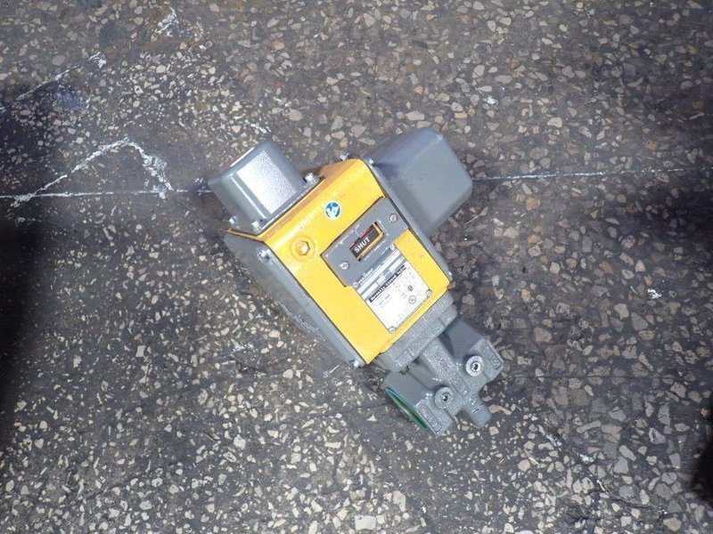 MAXON NATURAL GAS VALVE  -  250SMA11-AA11-BB22A0