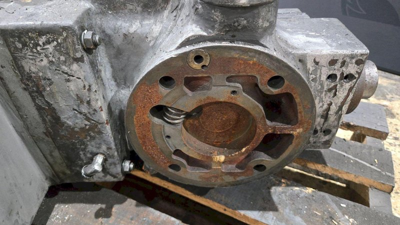 SUPERMAX UNKNOWN MODEL HEAD ASSEMBLY