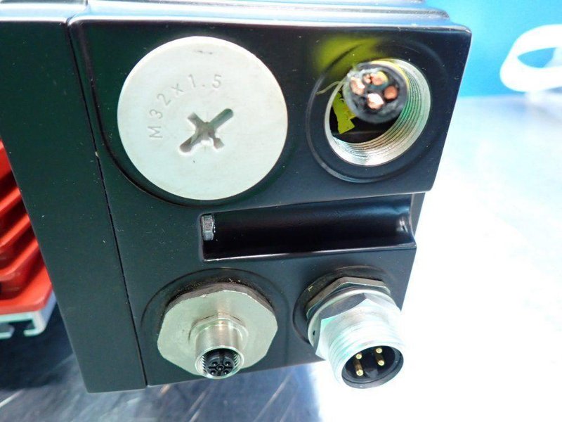 SEW EURODRIVE MOVIPRO DRIVE &amp; APPLICATION CONTROLLER  -  PHC21A-A075M1-E31A-00