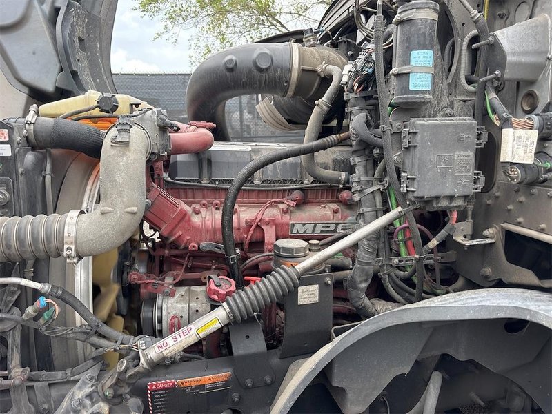 2024 Mack AN64T70 1M1AN4GY9RM040365