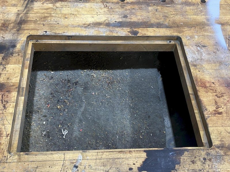 6&#039; X 3&#039; WOODWORK DOWNDRAFT INDUSTRIAL WORK BENCH: STOCK #18944