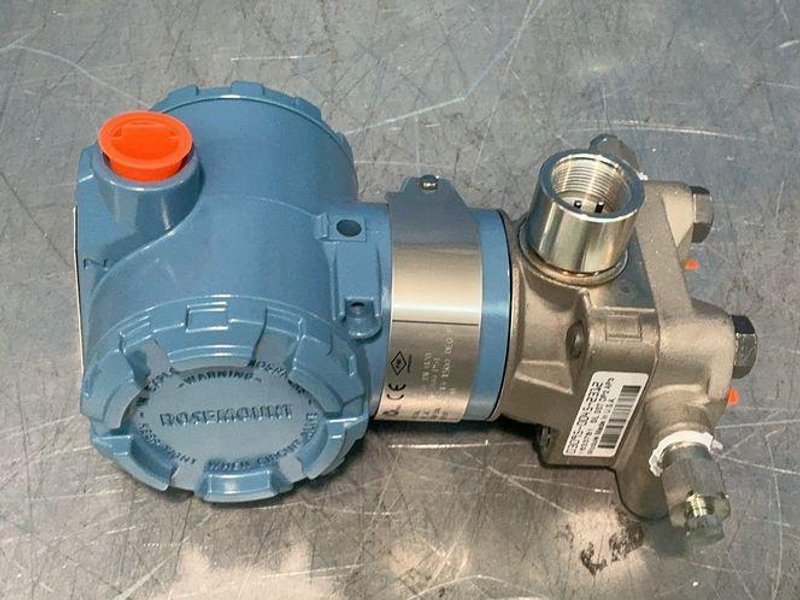 ROSEMOUNT 800PSIG PRESSURE TRANSMITTER  -  3095MA2CABA15AA001AB