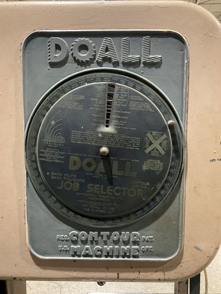 DOALL CONTOUR VERTICAL BANDSAW W/ JOB SELECTOR USED