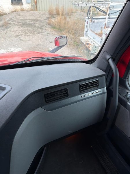 2020 Freightliner Cascadia 1FUJHHDV0LLLC1688