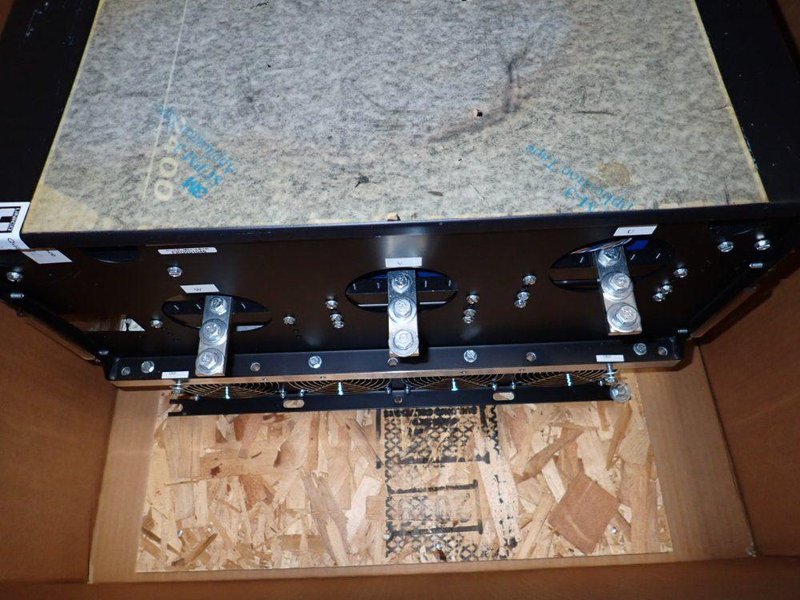 UNICO AC MODULAR INVERTER   -  2400