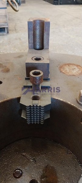 32” 3-Jaw Chuck with 36” Adapter Plate