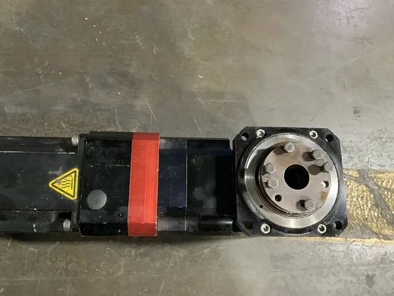 Kollmorgen  Pm Servomotor W/ Micron Gearhead - Akm52k-ancndb00