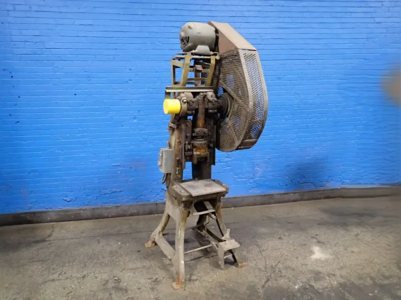 12" X 12" OBI PUNCH PRESS