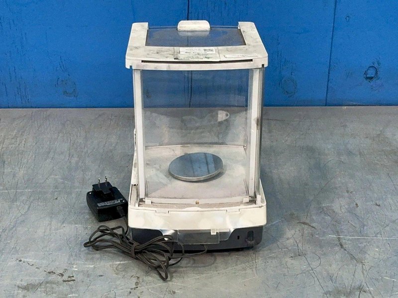 SARTORIUS ANALYTICAL BALANCE  -  PRACTUM224-1S