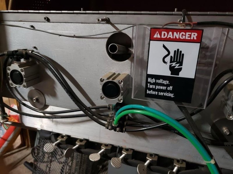 Accutek P25 700 HX Filler with Heated Hose and Iron Gear Pump for Hot Fills