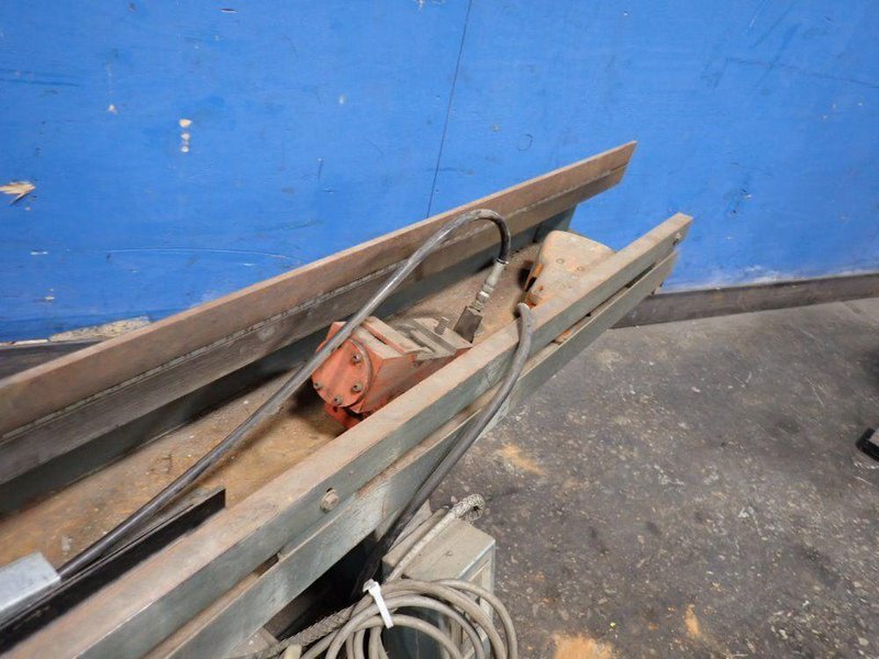 THE LOCKFORMER COMPANY 125" / 16 GAUGE NOTCHER
