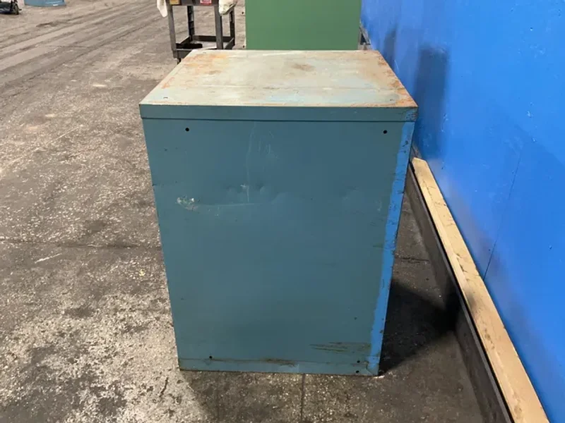 LISTA TOOL CABINET