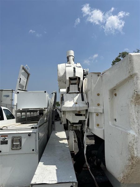 Ford F550 Super Duty Altec Bucket Truck, 2016