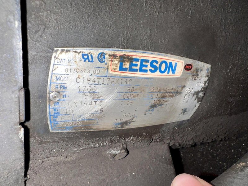 20" x 24" HEM MODEL #VT-125HA-1-SS SMART-SAW AUTOMATIC VERTICAL BAND SAW WITH NESTING: YOBRO #24105