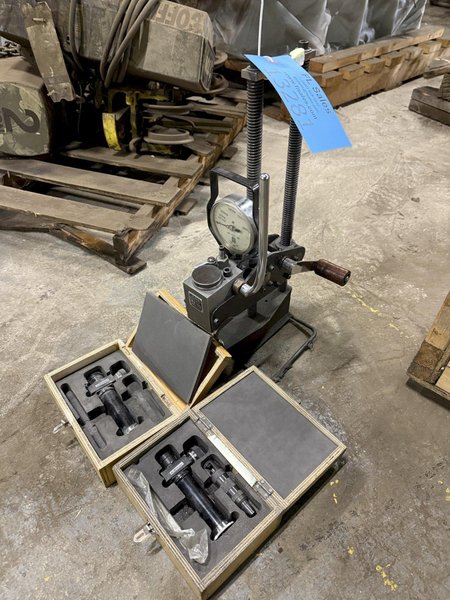 King portable brinell tester with two scopes